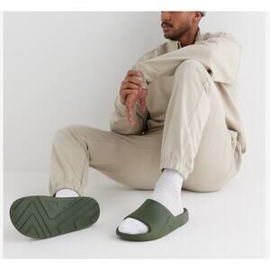 Gymshark Unisex Rest Day Slice Sandals Core Olive Mens Size 13 Womens Size 14